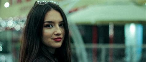 Sertifikat, penghargaan, tanda, atau dokumen yang dipajang di FiLm BoKeH PhOtOsHoP EfFeCt FuLl ViDeO BoKeH ViRaL Hd 2023 nada dangdut sebagai contoh yang viral yakin performa optimal dan seru