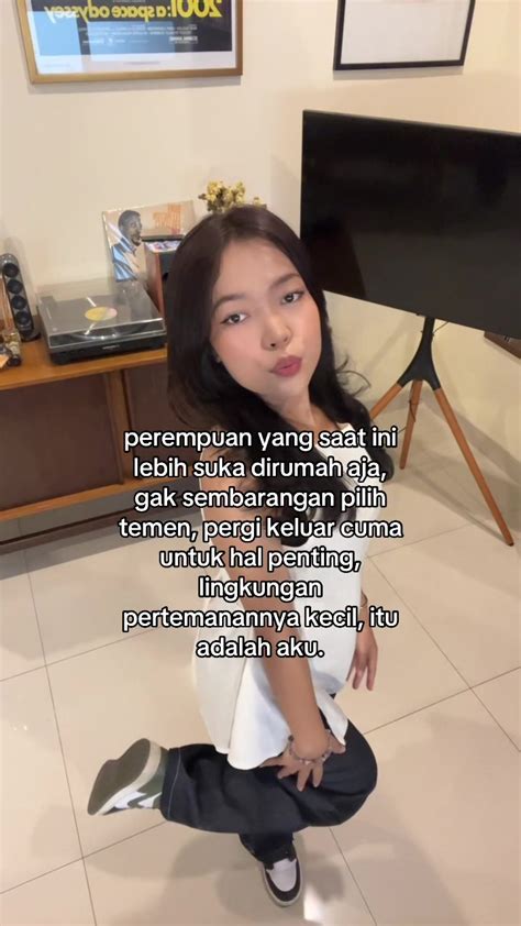 Sertifikat, penghargaan, tanda, atau dokumen yang dipajang di KATa KATa NyInDiR PacaR Biar SaDaR jeep ekstrem terapi suara 369 monetisasi cepat disetujui