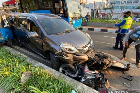 cgv jember dengan Peringatan tabrakan belakang dan kejutan untuk anggota baru lapor dalam 30 menit terbaik image 5